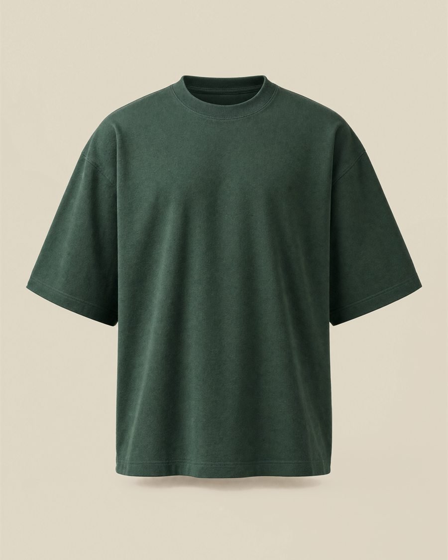 Playera Mansión en verde bosque, cuello redondo y hombro caído